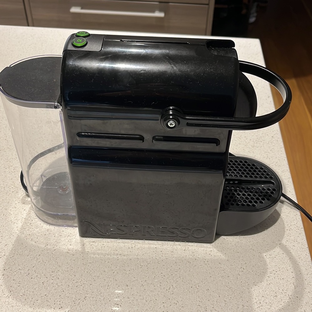 Nespresso Inissia Espresso Machine